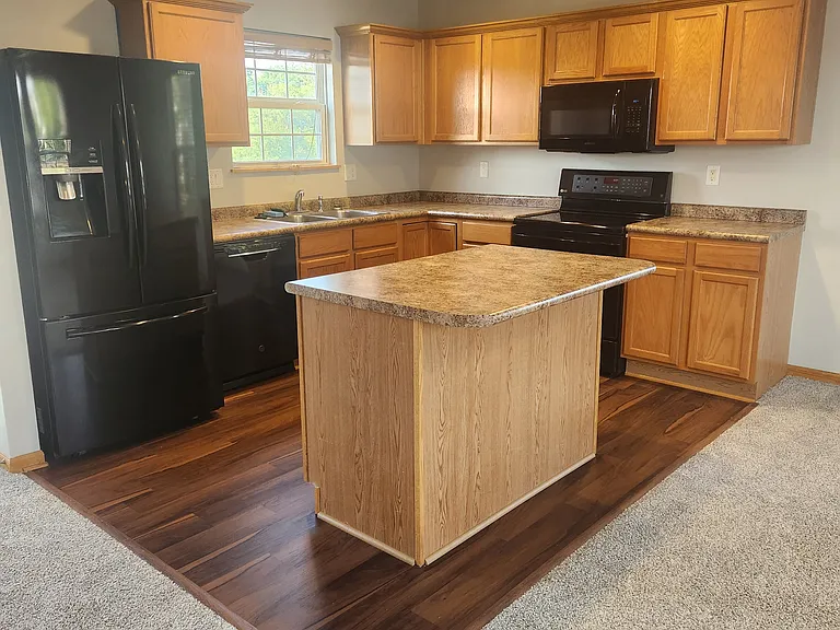 3203 SW Arlan Ln — Photo 4
