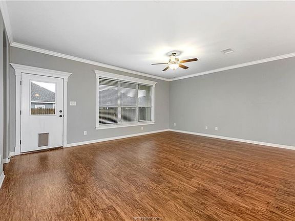 5th image of 2508 Leyla Ln