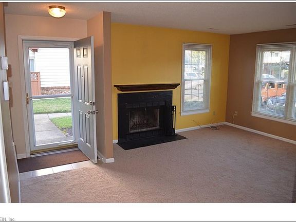 3rd image of 5276 Lake Victoria Arch
