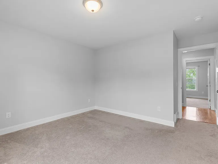 4331 Jordan Rd — Photo 17