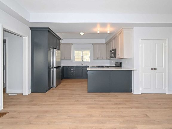 2nd image of 941 John Fairhurst Blvd