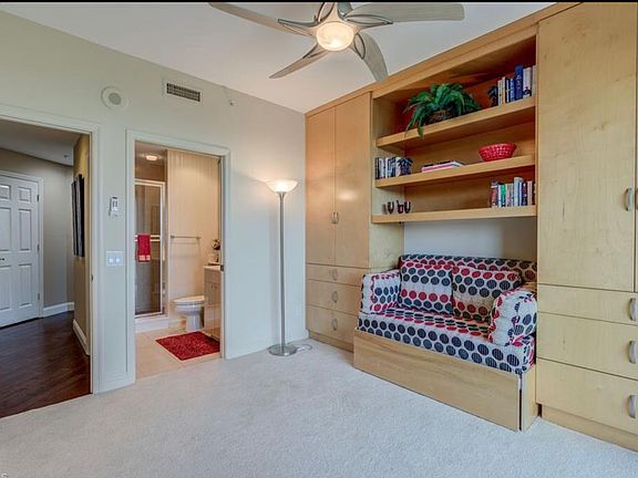 3rd image of 425 Cove Tower Dr