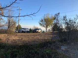 25 Pine Cone Cir, Running Springs, CA 92382