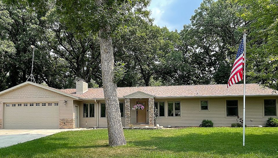 1st image of 1202 Dakota Dr