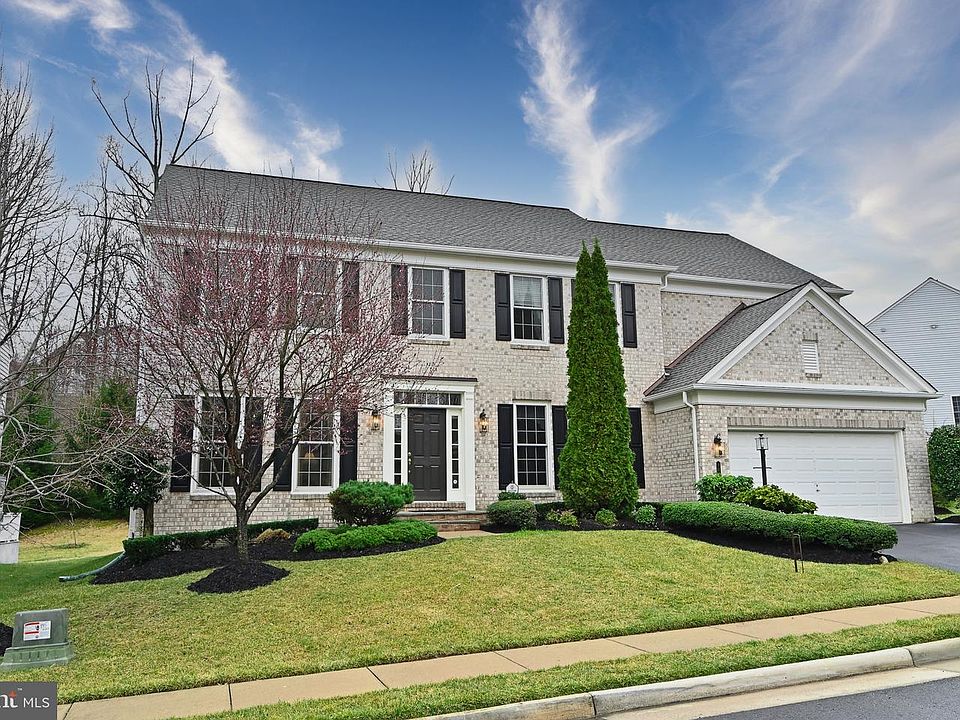 1st image of 8075 Paper Birch Dr