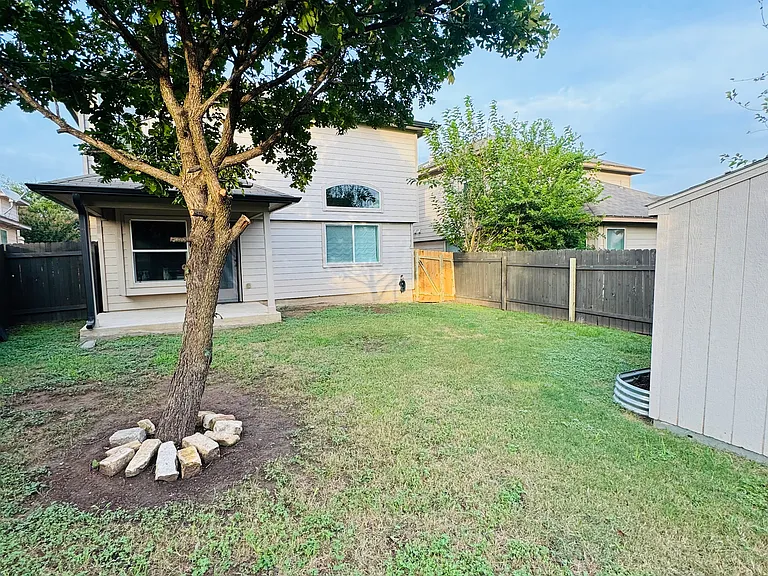 117 Otono Loop — Photo 20