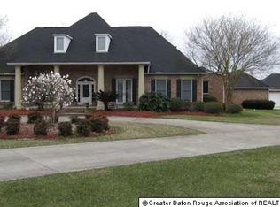 608 E Port Hudson Plains Rd, Zachary, LA 70791