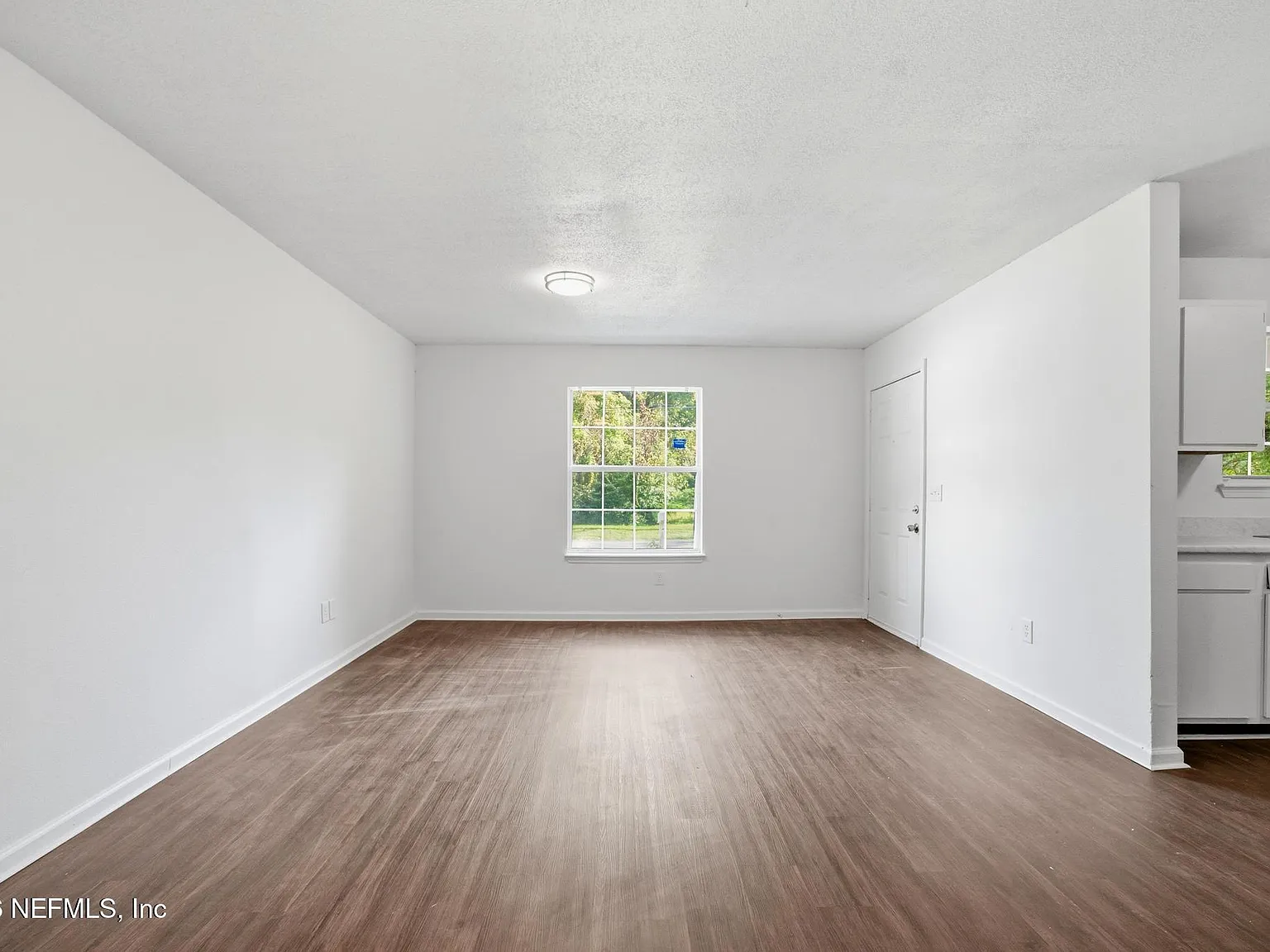 4 bed, 2.0 bath, 1223 sqft, $1,450 — Photo 4