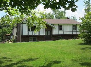 41 Short Dr, Brownsville, PA 15417