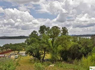 1495 Tamarack Dr, Canyon Lake, TX 78133