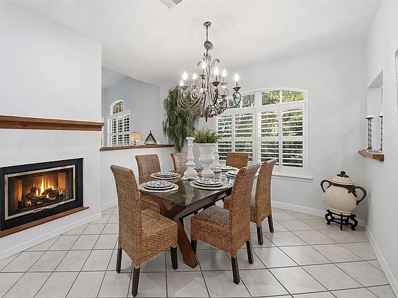 4th image of 8839 Lakeside Cir