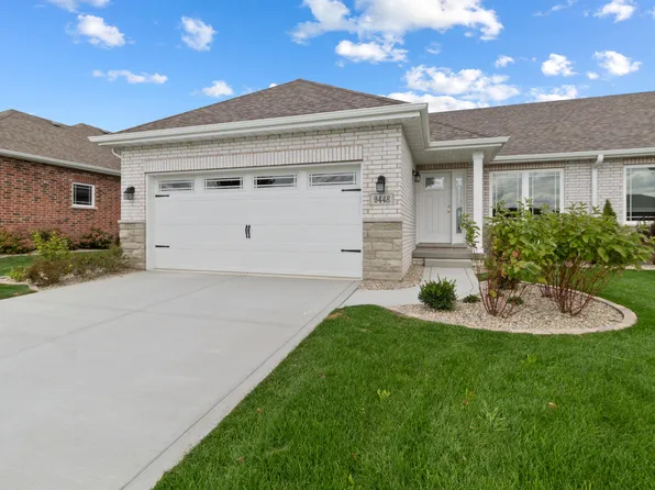 10691 Walnut Dr, Saint John, IN 46373