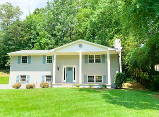 608 S Gallaher View Rd, Knoxville, TN 37919