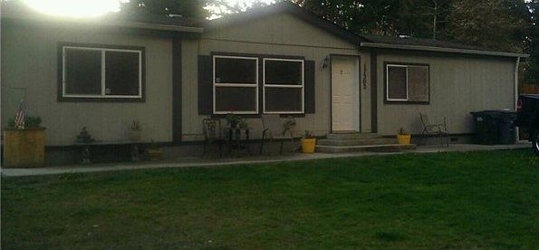 1st image of 17302 15th Ave E