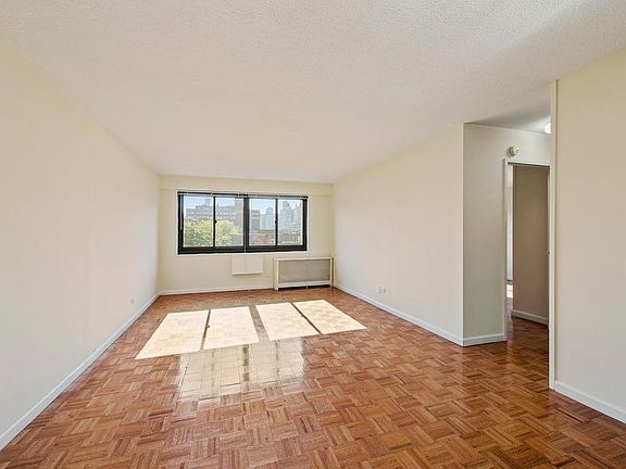 3rd image of 175 W 87th St APT 21F
