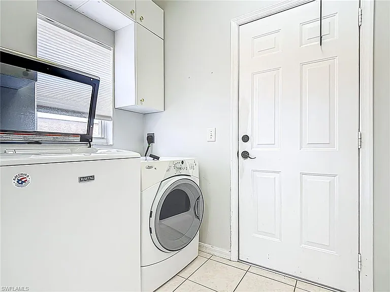 351 Pindo Palm Dr — Photo 31
