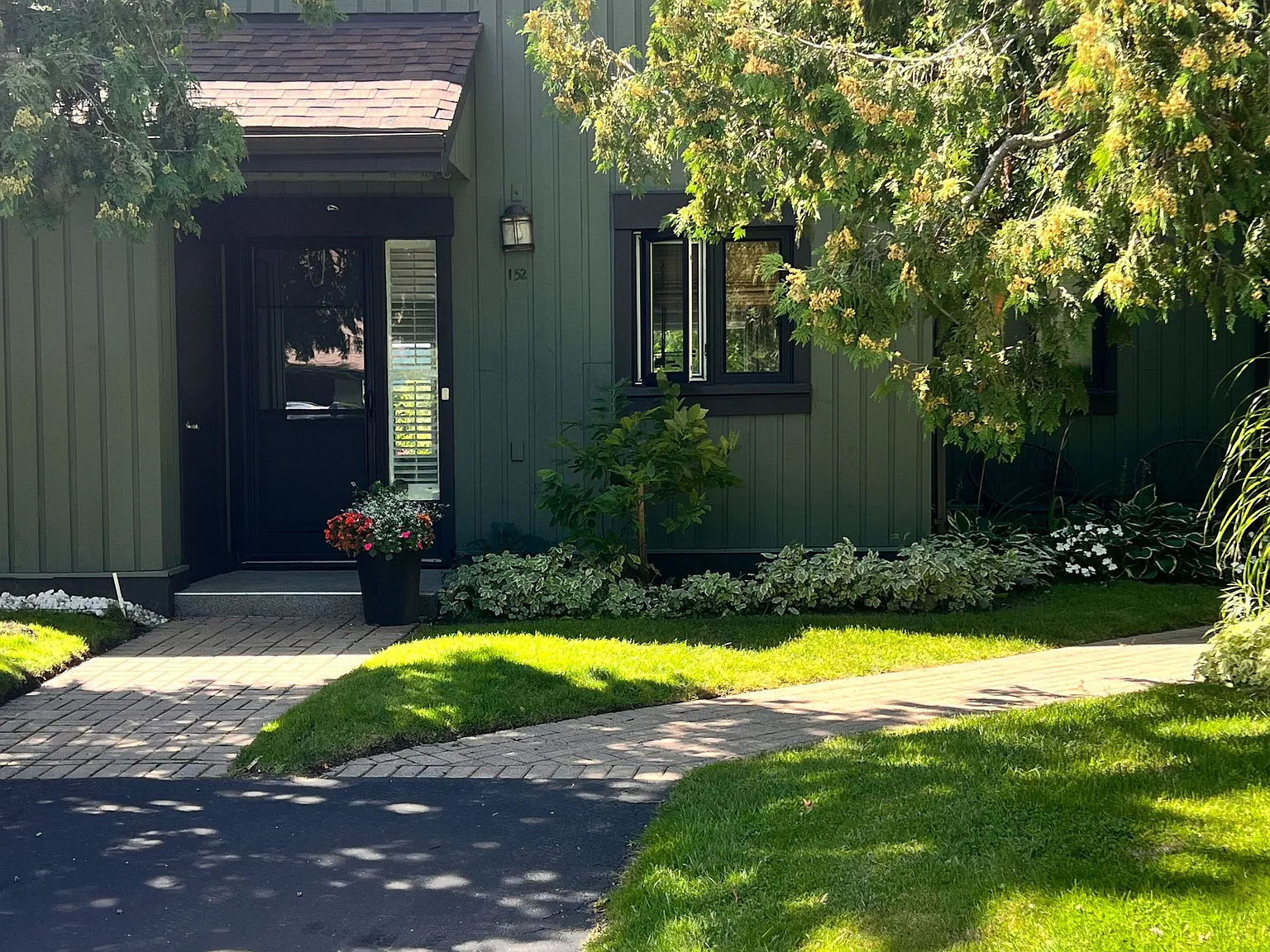 3 bed, $13,000 — Photo 2