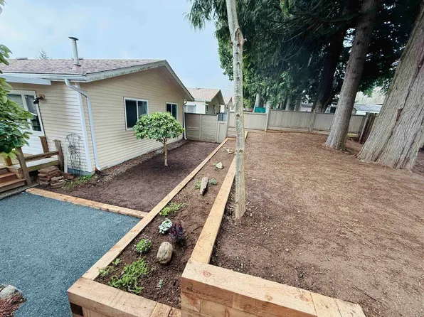 1400 164th St #51, Surrey, BC V4A 8V5