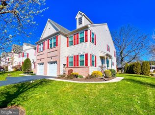 201 Raintree Xing, Hatfield, PA 19440