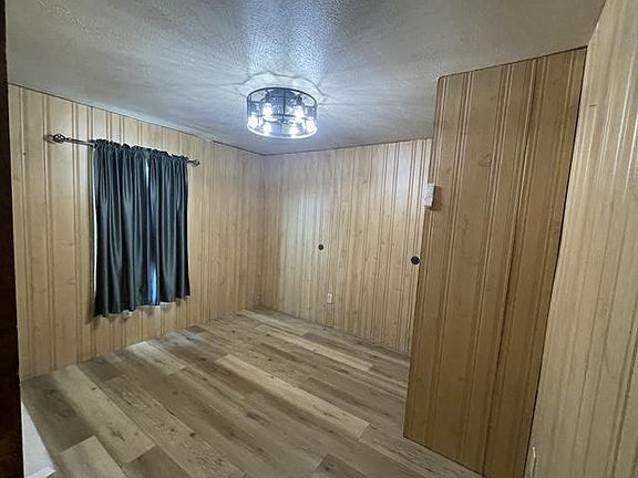 3rd image of 6086 Falcon Way