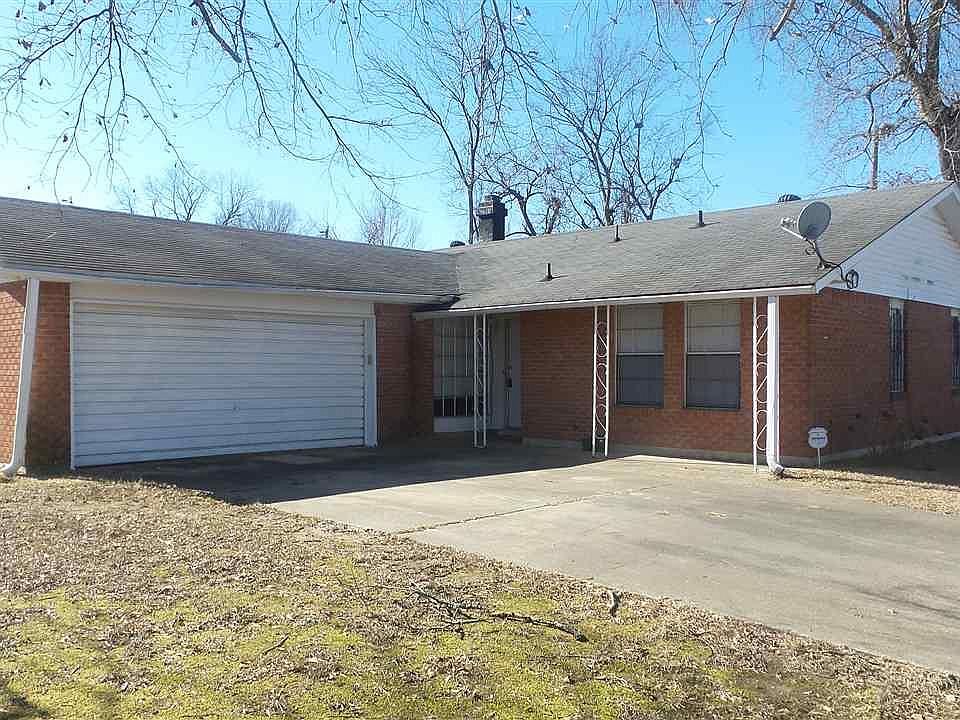 1st image of 1000 Ashley Dr