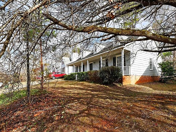 3rd image of 108 Gales River Rd