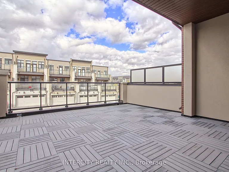 7 Adaskin Ave — Photo 25