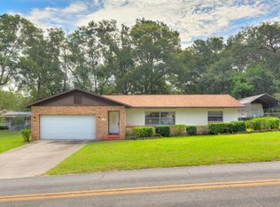 2447 Princeton Rd, Deland, FL 32724