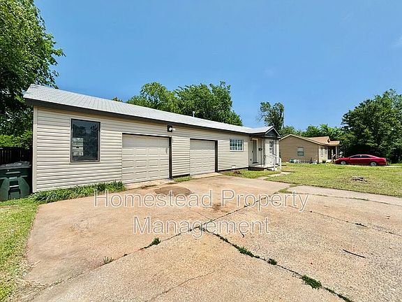 4th image of 4101 SE 42nd St
