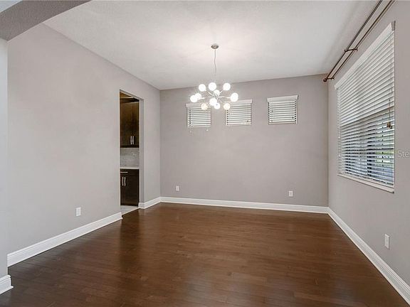 4th image of 19517 Whispering Brook Dr