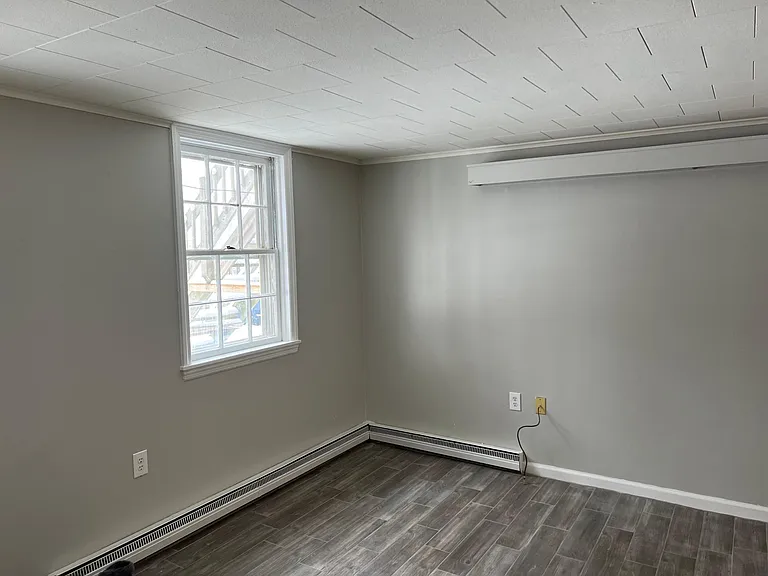 1676 Western Ave #3-E — Photo 4