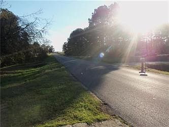 2nd image of 2300 S Tallassee Dr