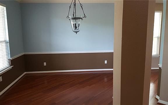 5th image of 5105 Hibiscus Valley Dr