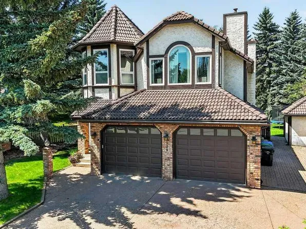 128 E Santana Ct NW, Calgary, AB T3K 3L9