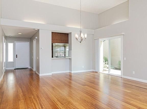 5th image of 833 Garnet Ave