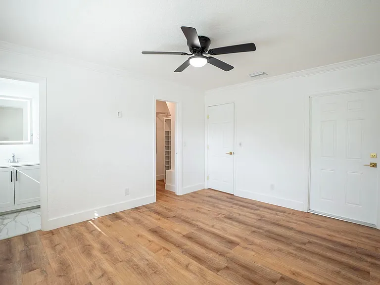 3468 NE 17th Ave #2 — Photo 6