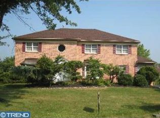 806 Heckler Hollow Ct, Doylestown, PA 18901