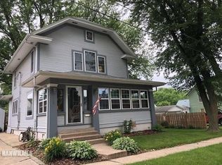 418 Murray St, Savanna, IL 61074