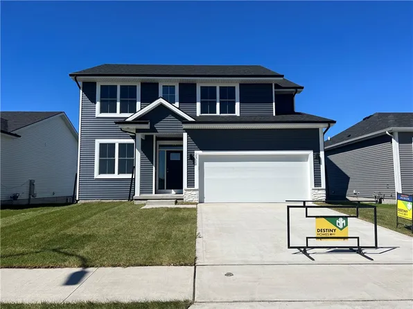 2312 Paine St NE, Bondurant, IA 50035