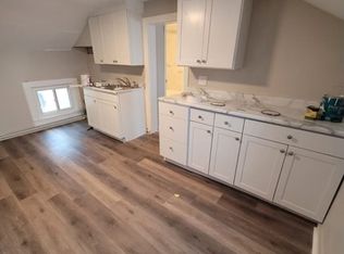 150 E 2nd St #1/2, Fond Du Lac, WI 54935