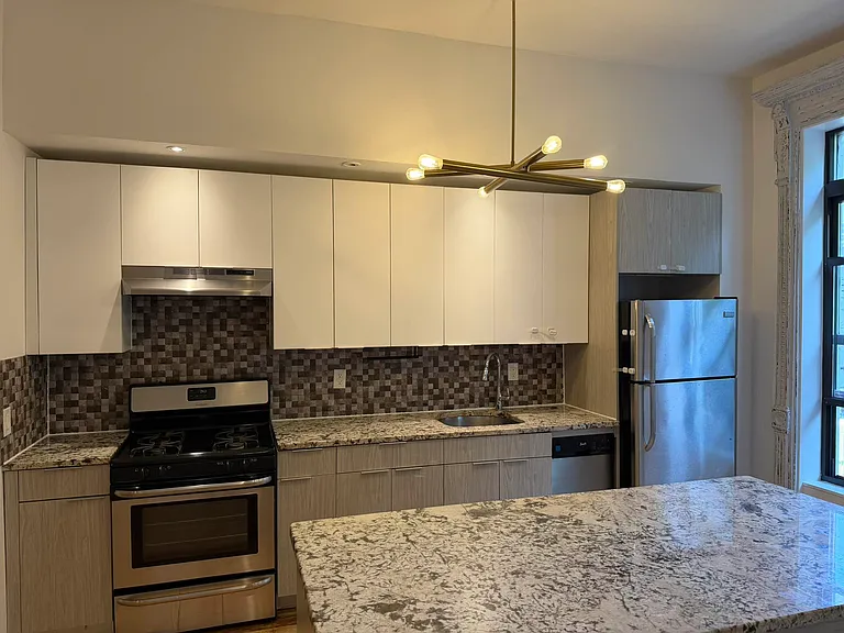 214 Van Buren St #1GR — Photo 7