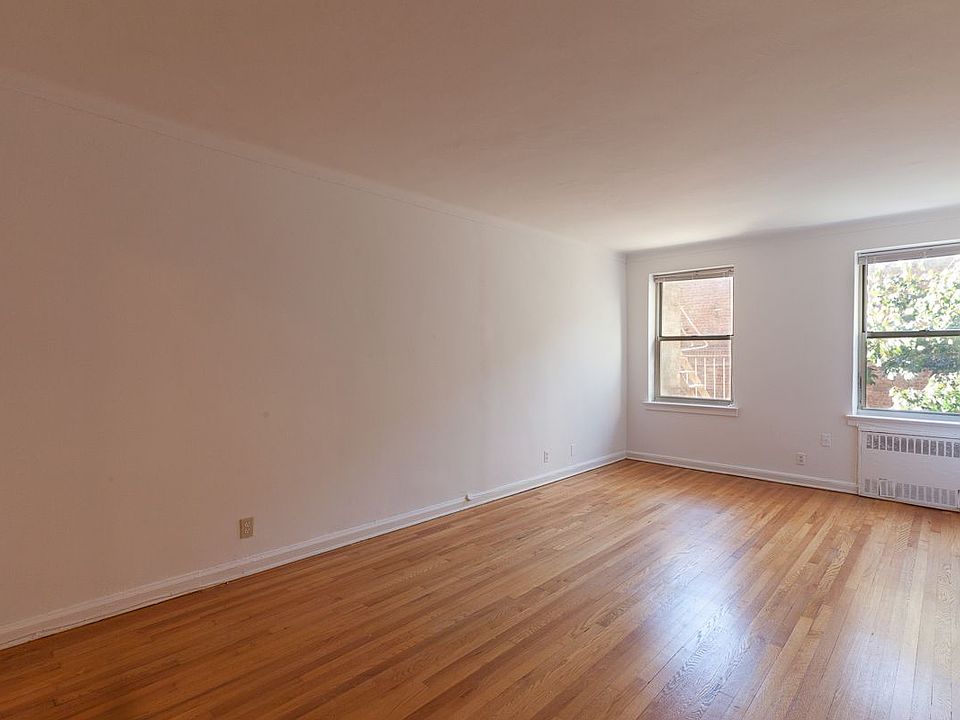 1st image of 100 8th Ave APT 4A