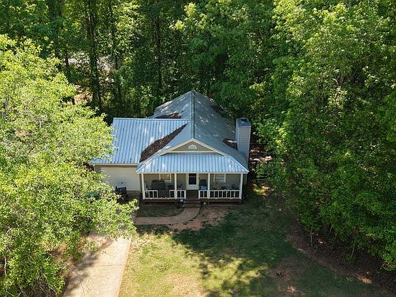 2nd image of 140 Heelstone Ave