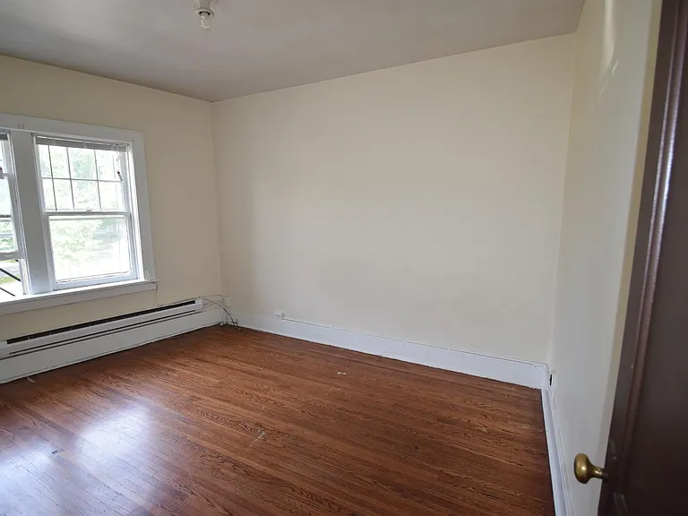 193 Merchants Rd — Photo 6