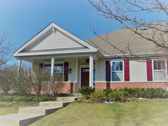 2nd image of 2532 Burnside Way #2532