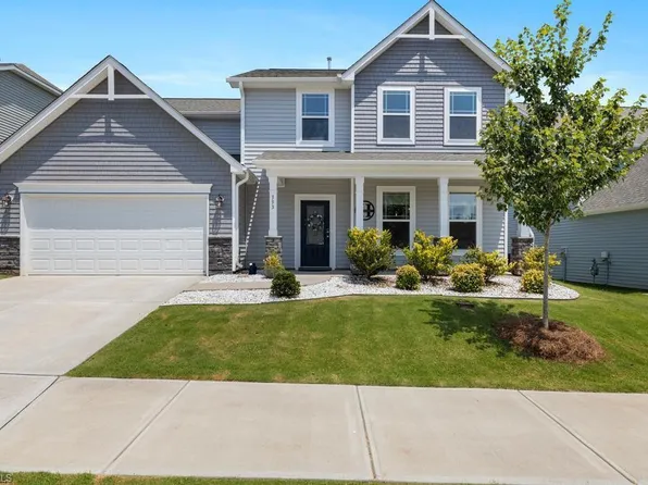 333 Townpark Dr, Bermuda Run, NC 27006