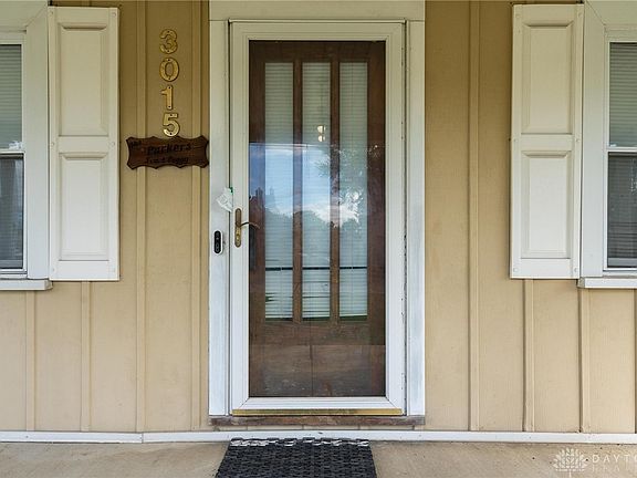 3rd image of 3015 Mesmer Ave
