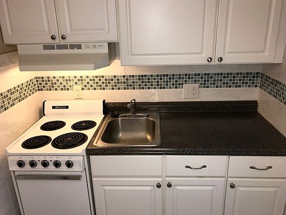 3rd image of 2012 S Illinois Ave #25