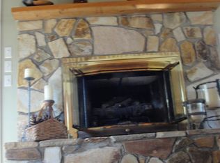 136 High Bluff Rd, Hawkinsville, GA 31036