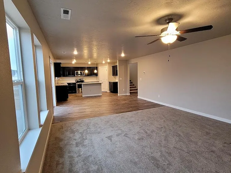 17795 Stony Ridge Ave — Photo 4